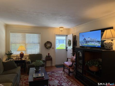 20 Plymouth Court Clinton CT 06413