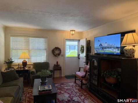 20 Plymouth Court Clinton CT 06413