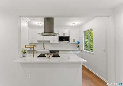 69 Heritage Village Southbury CT 06488