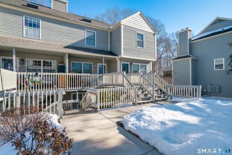 39 Manorwood Drive Branford CT 06405