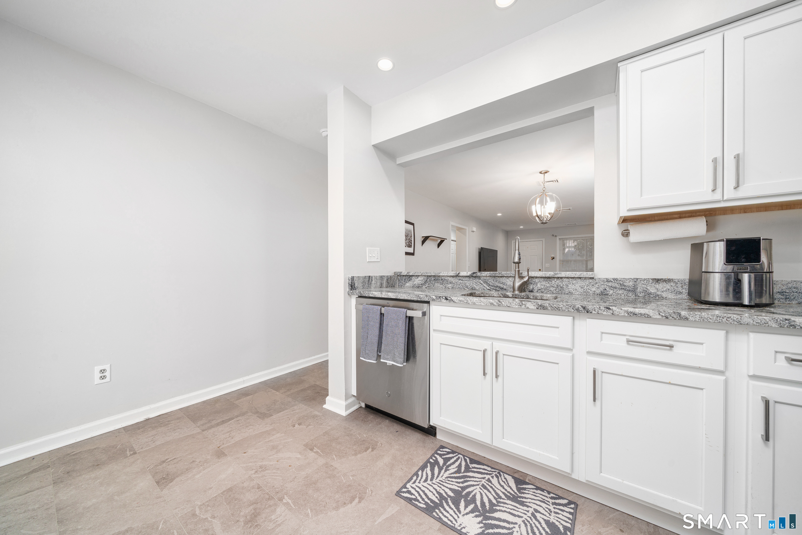 39 Manorwood Drive Branford CT 06405