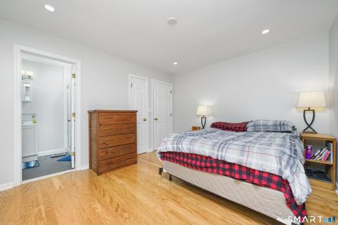 39 Manorwood Drive Branford CT 06405