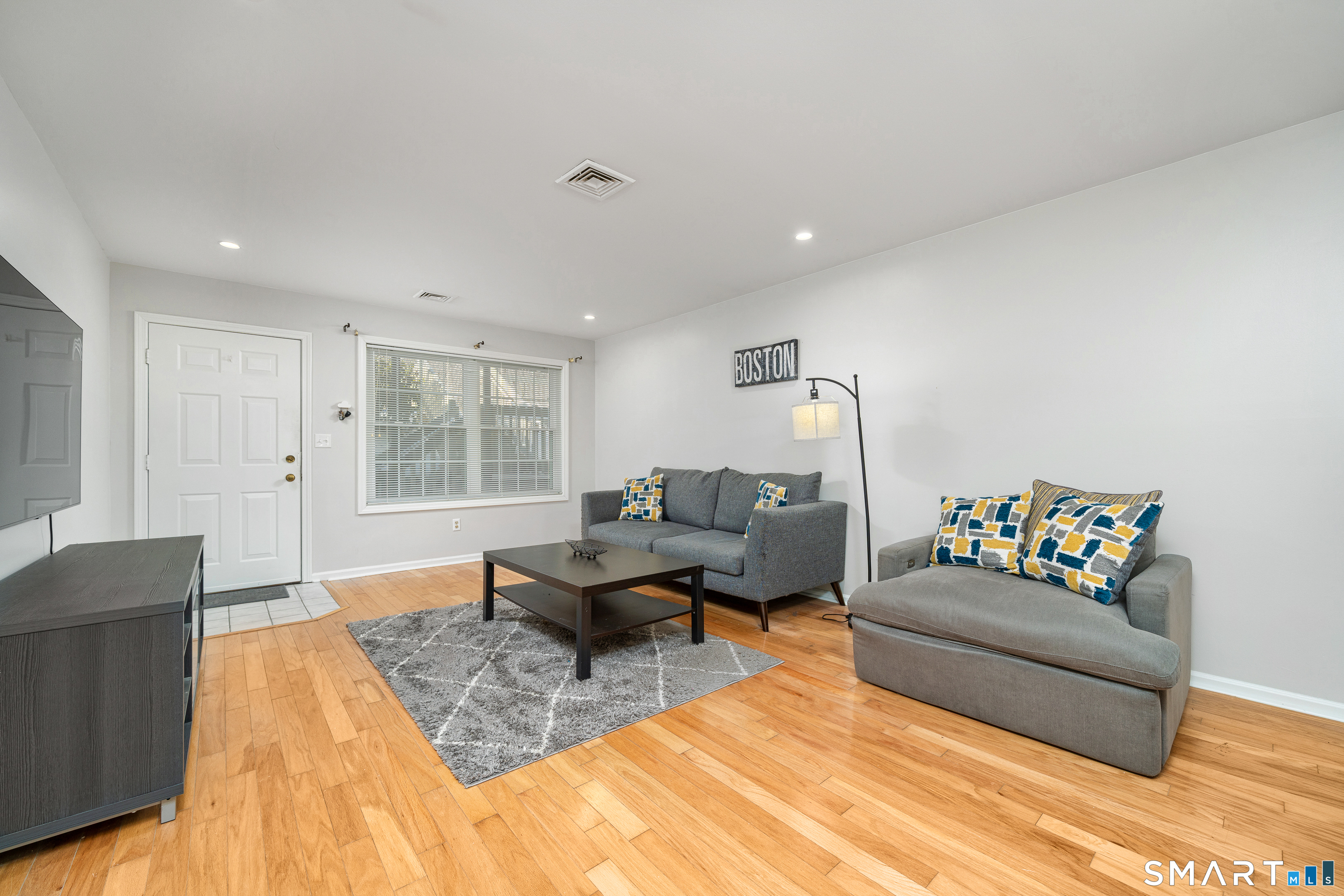 39 Manorwood Drive Branford CT 06405