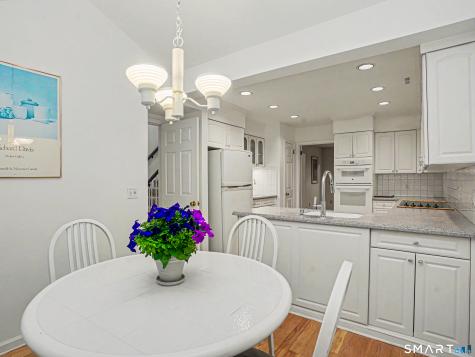 321 Lansdowne Westport CT 06880