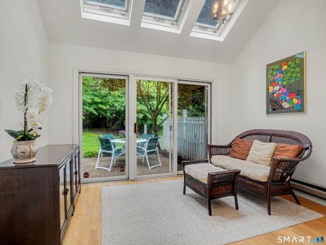 321 Lansdowne Westport CT 06880