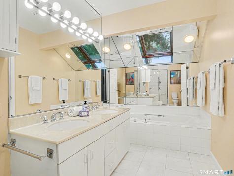 321 Lansdowne Westport CT 06880