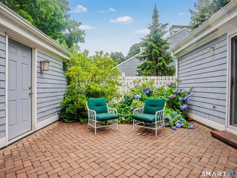 321 Lansdowne Westport CT 06880