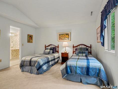 321 Lansdowne Westport CT 06880