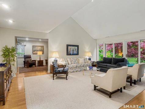 321 Lansdowne Westport CT 06880