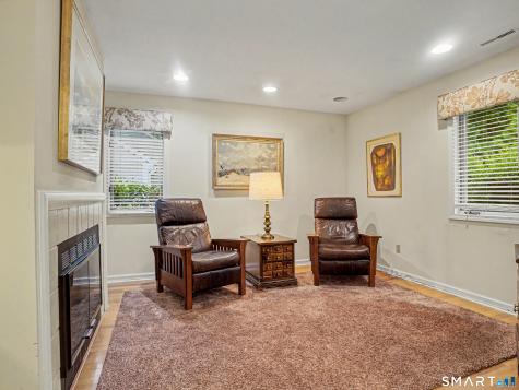 321 Lansdowne Westport CT 06880