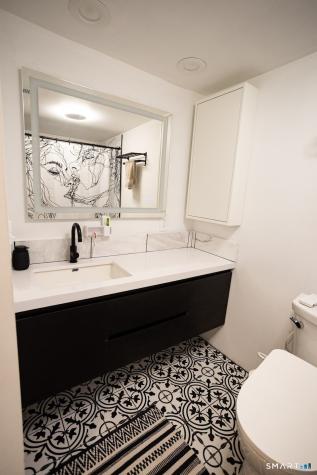 3 Walnut Lane Avon CT 06001
