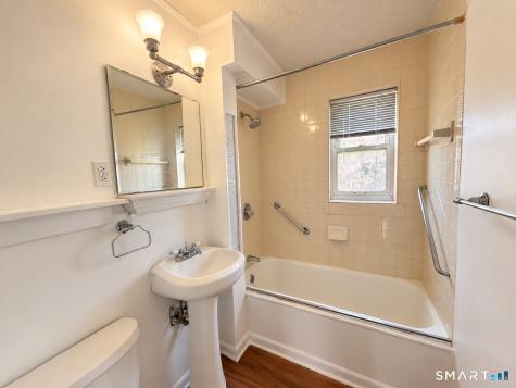 261 Court D Bridgeport CT 06610