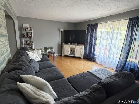 38 Carriage North Path Milford CT 06460
