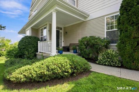 35 Maura Lane Danbury CT 06810