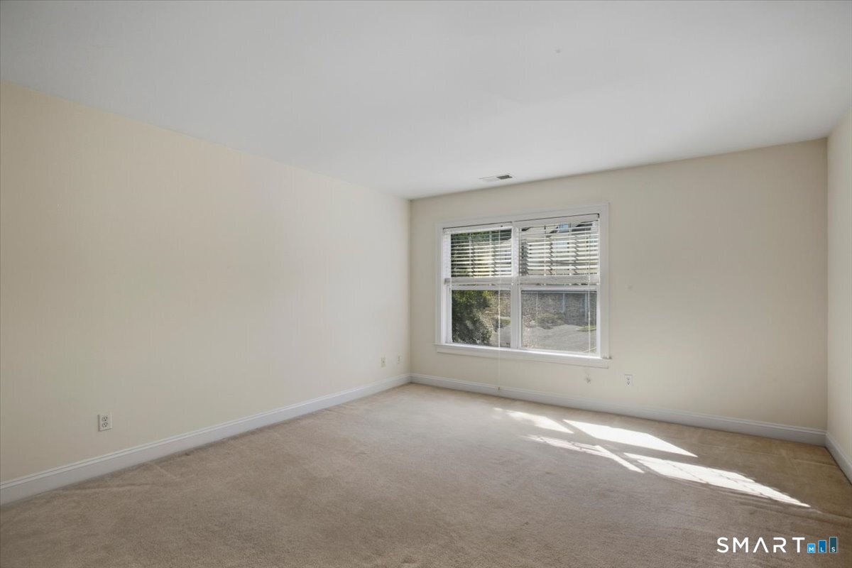 35 Maura Lane Danbury CT 06810