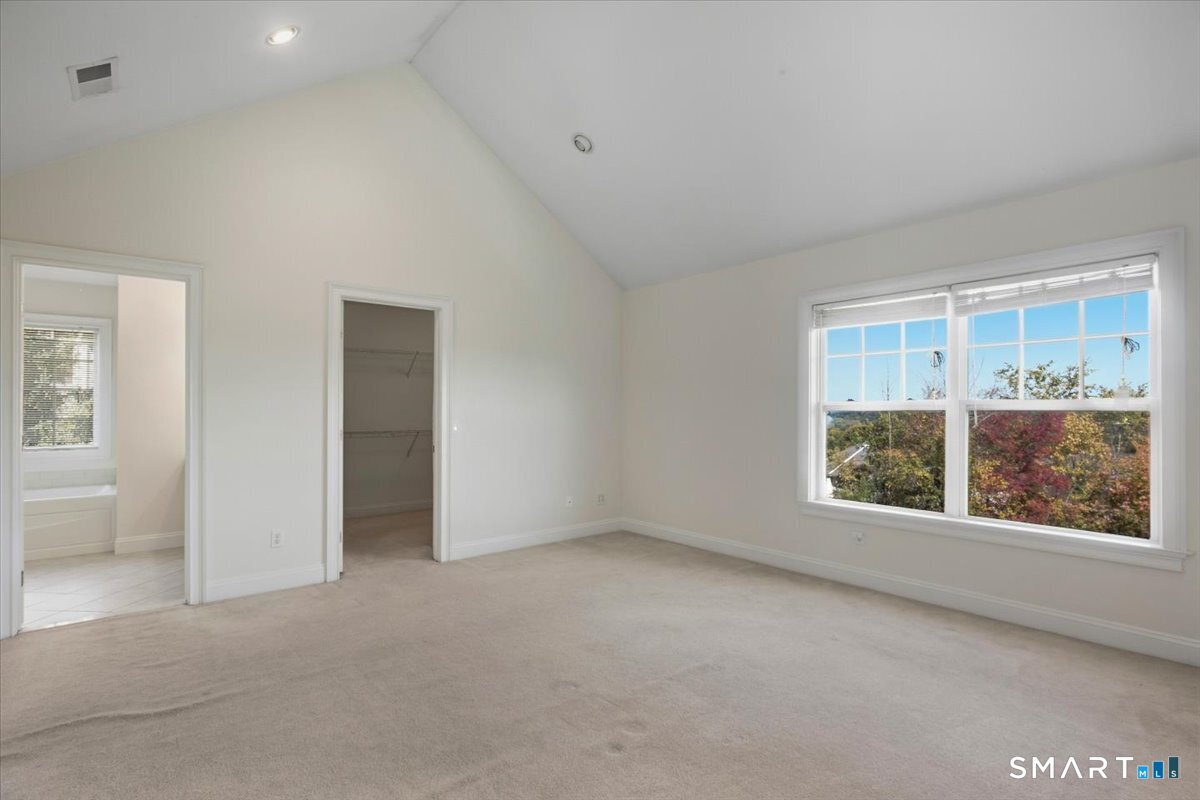 35 Maura Lane Danbury CT 06810