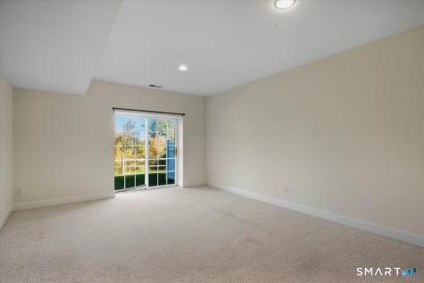 35 Maura Lane Danbury CT 06810