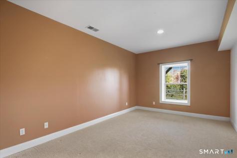 35 Maura Lane Danbury CT 06810