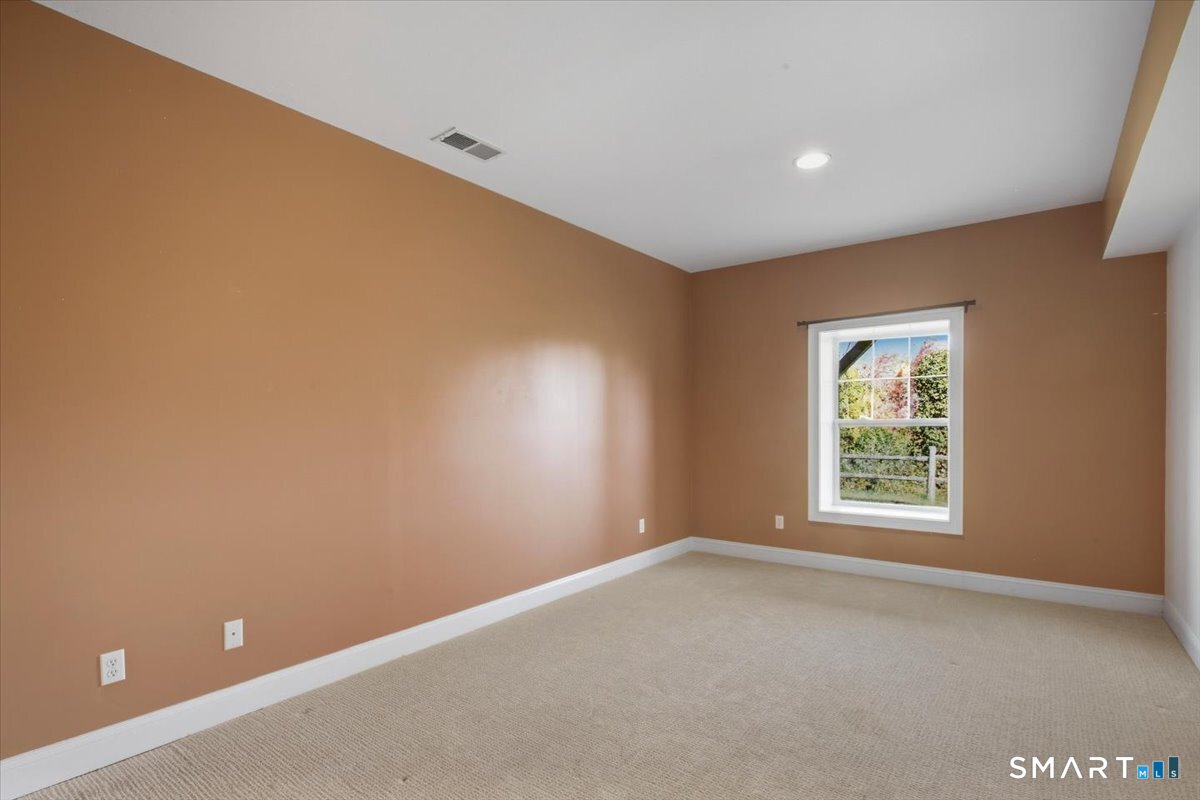 35 Maura Lane Danbury CT 06810