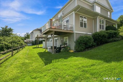 35 Maura Lane Danbury CT 06810