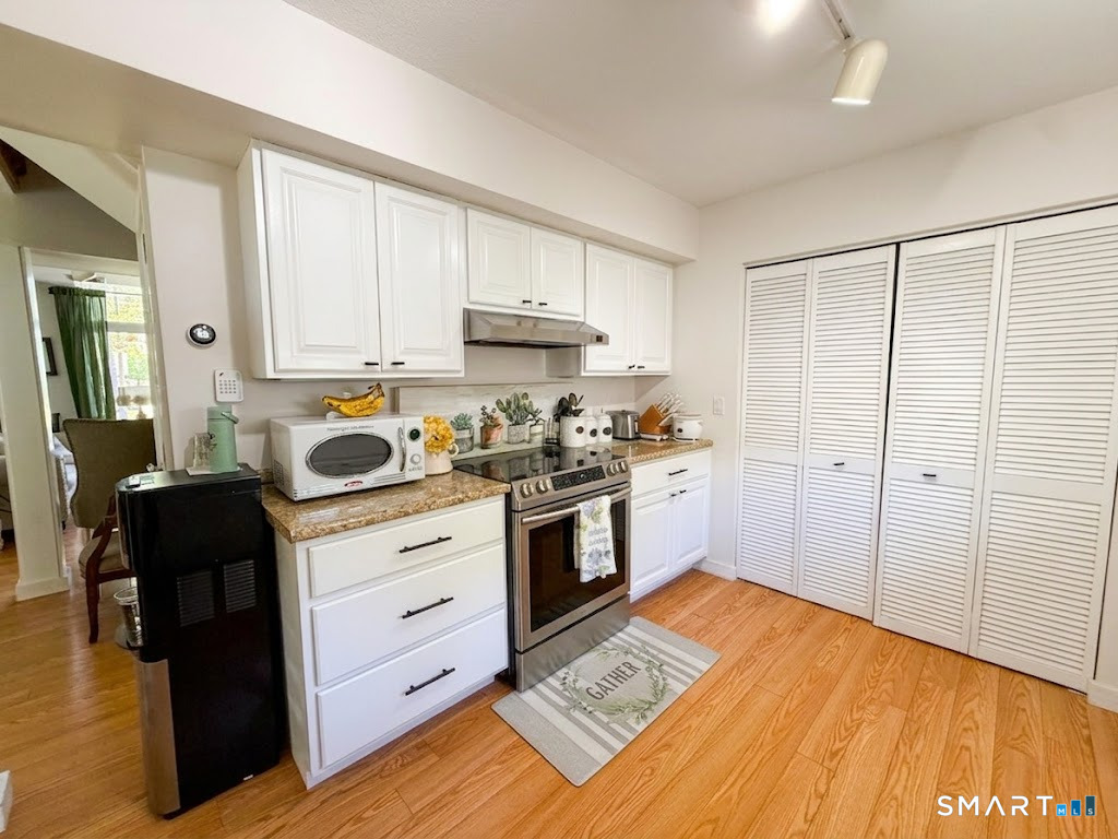 1 Partridge Court Simsbury CT 06070