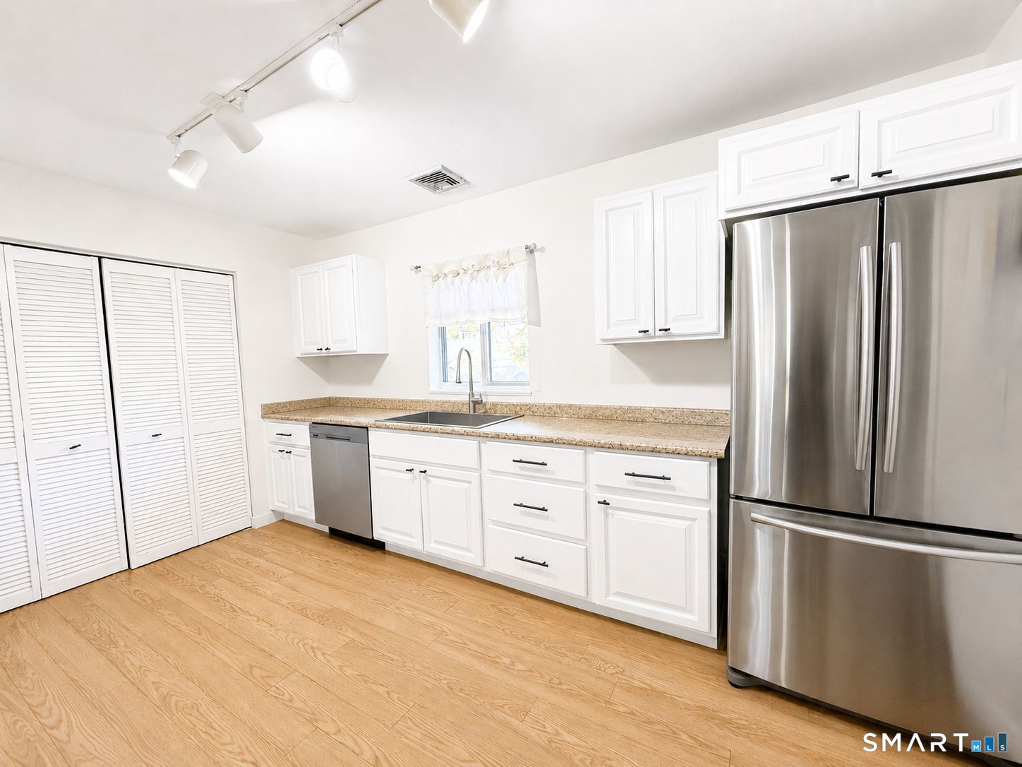 1 Partridge Court Simsbury CT 06070