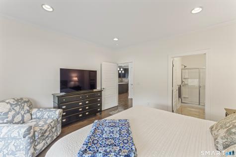 57 South Lakeside Drive Orange CT 06477