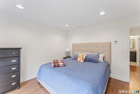 57 South Lakeside Drive Orange CT 06477