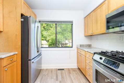 3 Ashford Drive Avon CT 06001