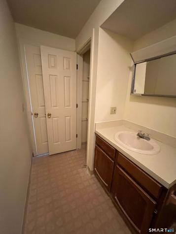 427 Judd Square Wallingford CT 06492