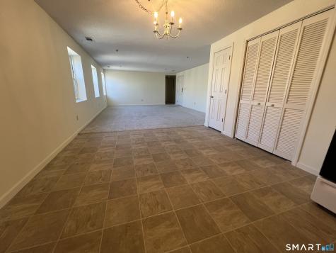 427 Judd Square Wallingford CT 06492