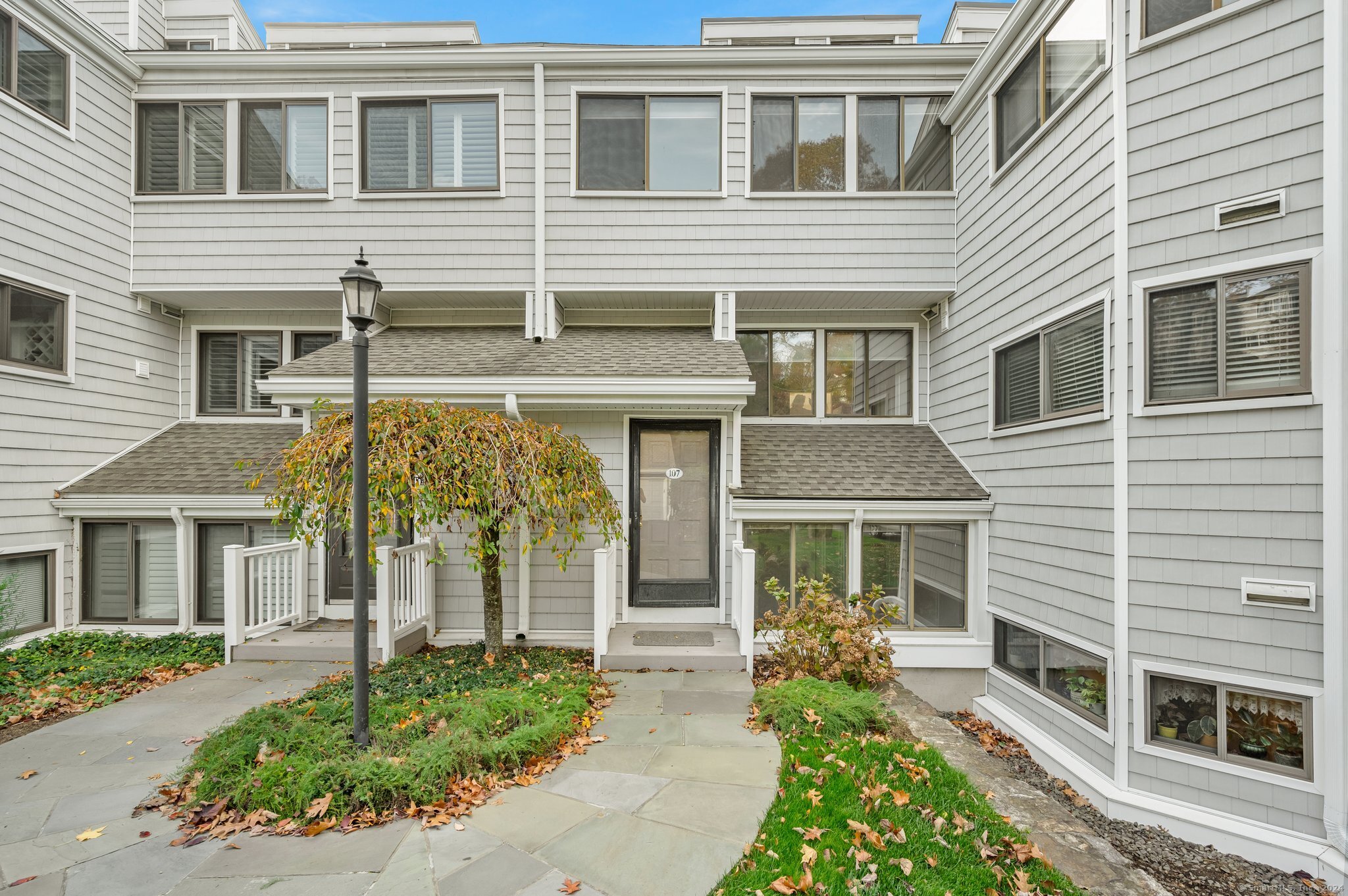 107 Rowayton Woods Drive Norwalk CT 06854