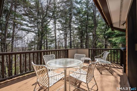 28 Cary Lane Bloomfield CT 06002