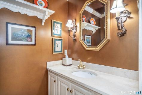 28 Cary Lane Bloomfield CT 06002