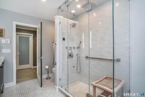 28 Cary Lane Bloomfield CT 06002