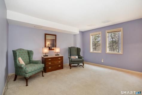 28 Cary Lane Bloomfield CT 06002