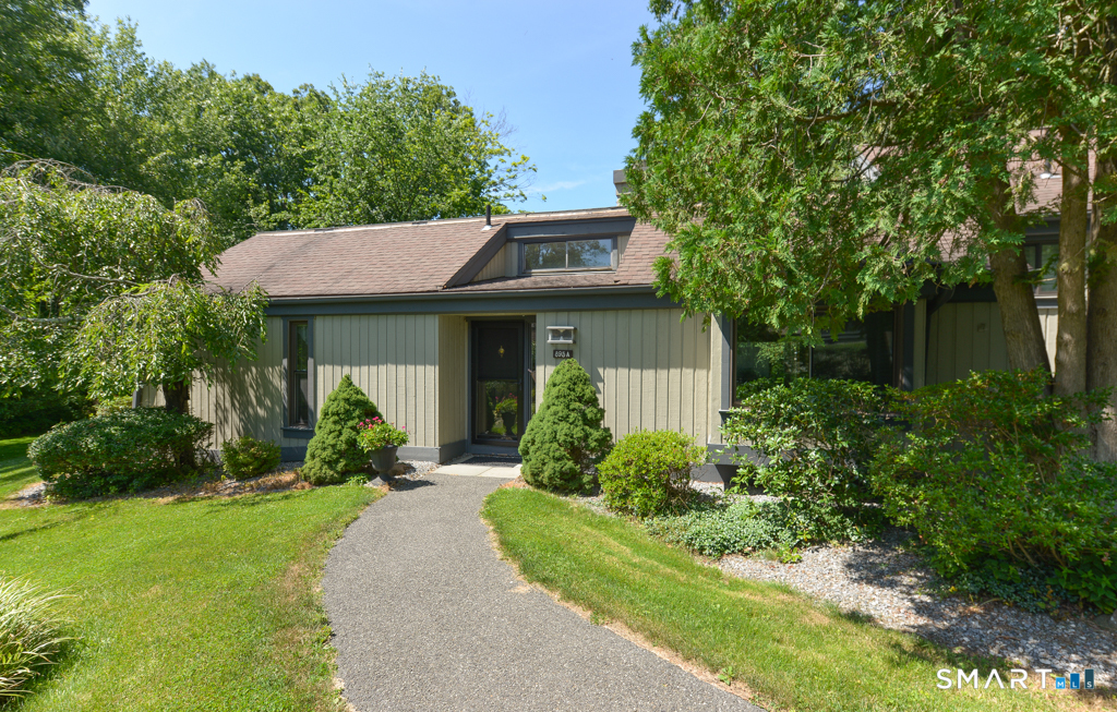 895 Heritage Village Southbury CT 06488