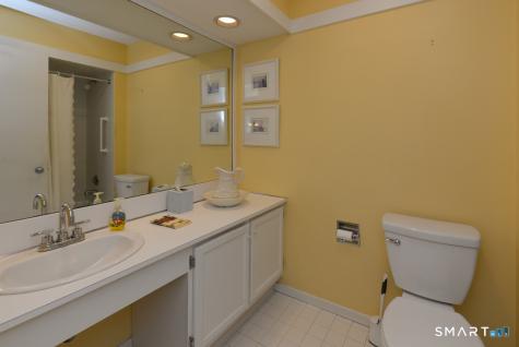 895 Heritage Village Southbury CT 06488