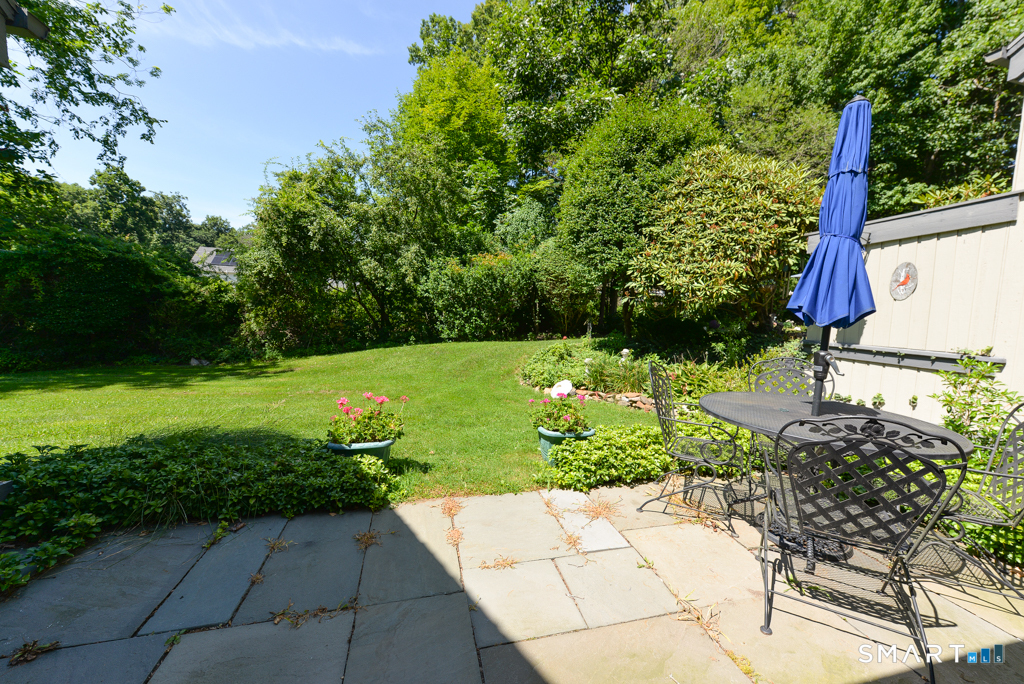 895 Heritage Village Southbury CT 06488