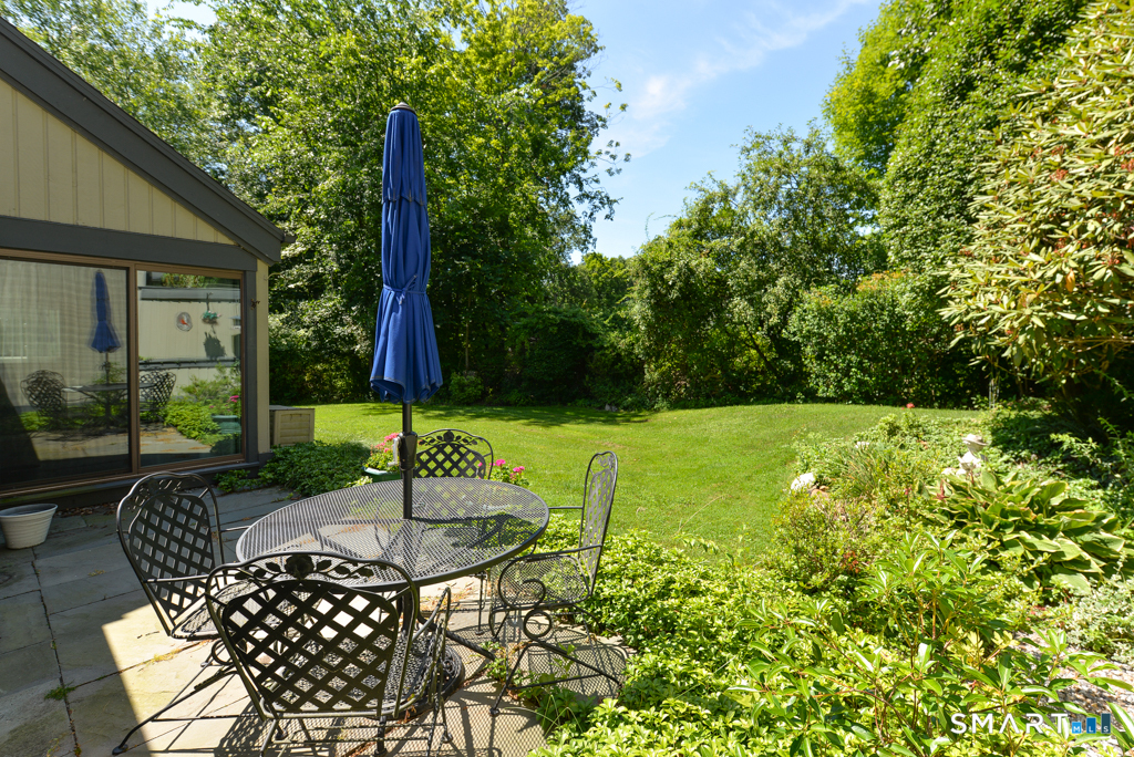 895 Heritage Village Southbury CT 06488