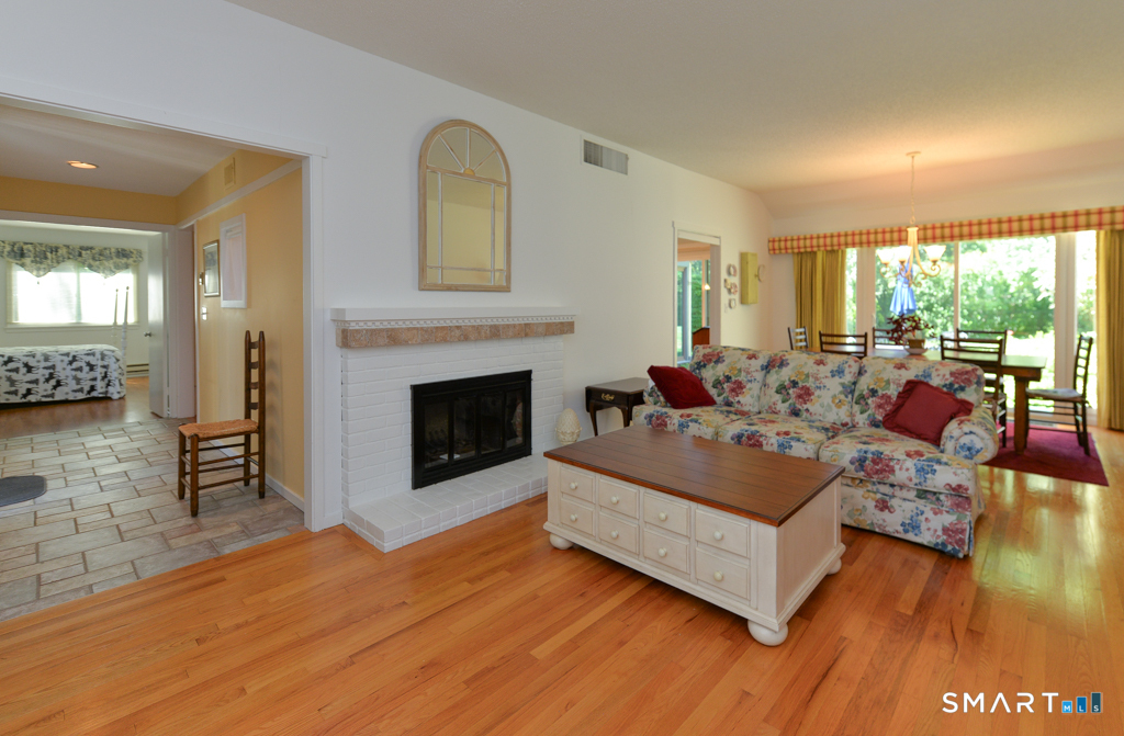 895 Heritage Village Southbury CT 06488