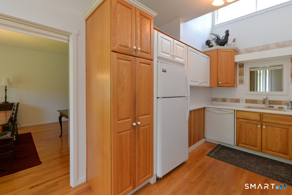 895 Heritage Village Southbury CT 06488