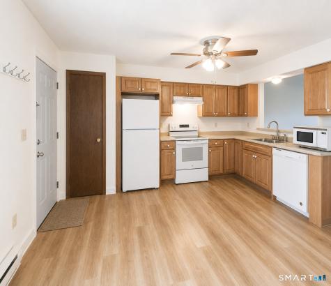 975 Meriden Road Waterbury CT 06705
