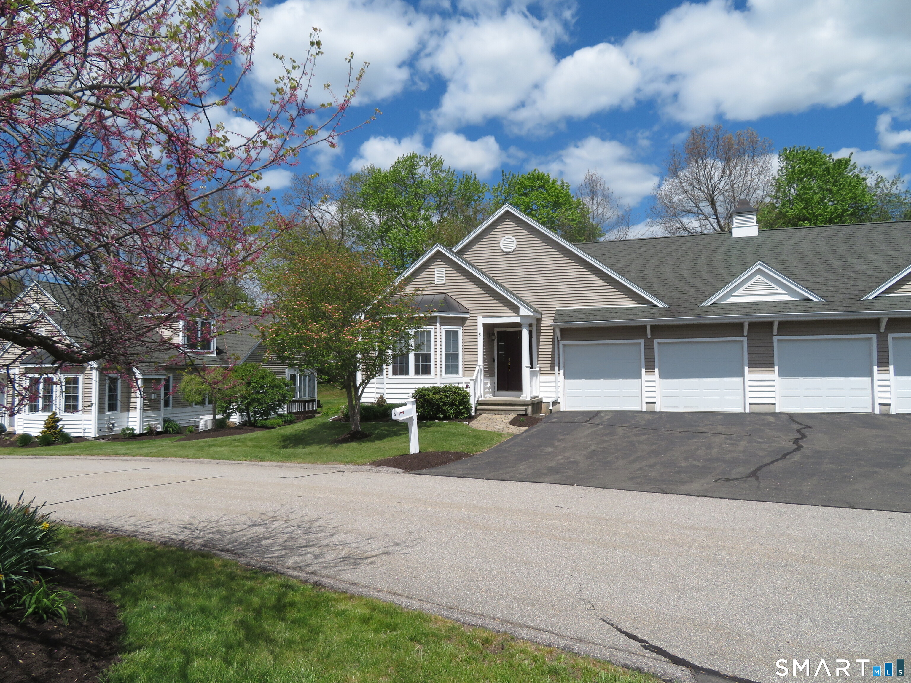5 Lantern Lane Vernon CT 06066