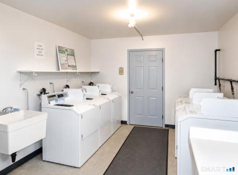 14 Pinney Street Ellington CT 06029