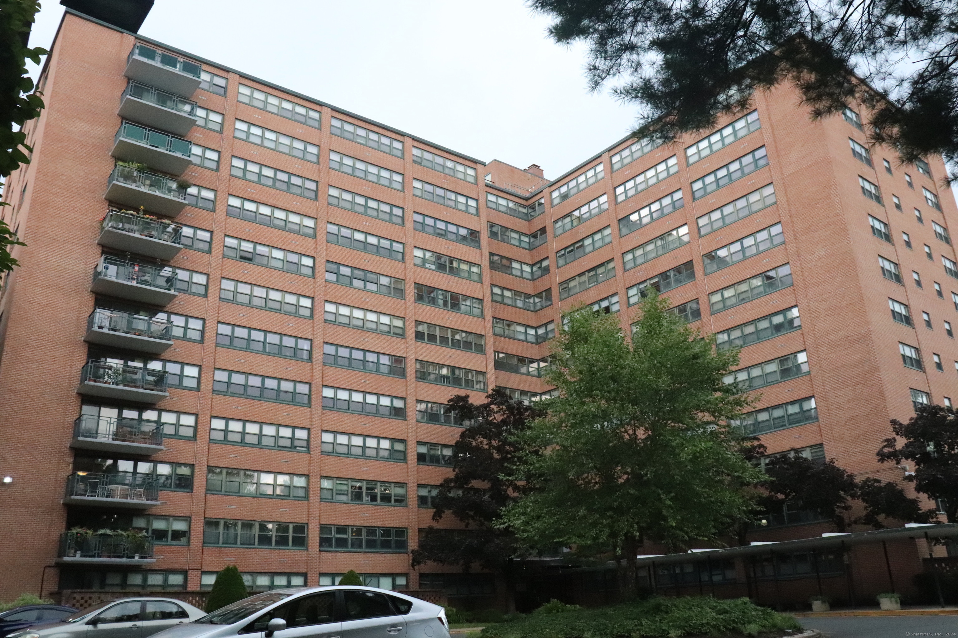 31 Woodland Street Hartford CT 06111