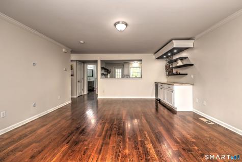 10 Barnum Court Bethel CT 06801