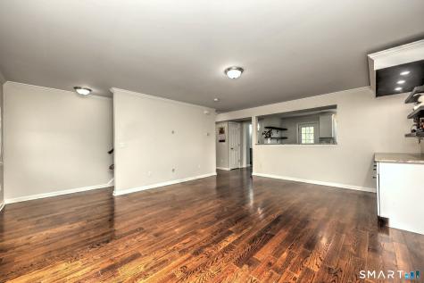 10 Barnum Court Bethel CT 06801