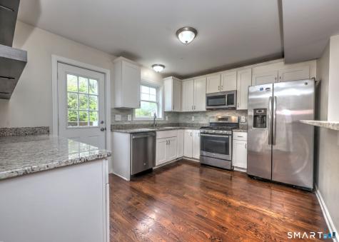 10 Barnum Court Bethel CT 06801