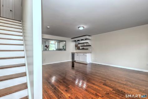 10 Barnum Court Bethel CT 06801